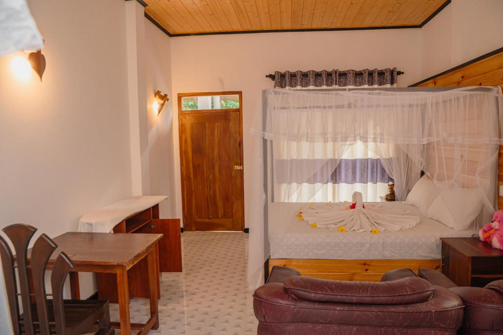 Rekawa Turtle Gate Hotel Tangalle Oda fotoğraf