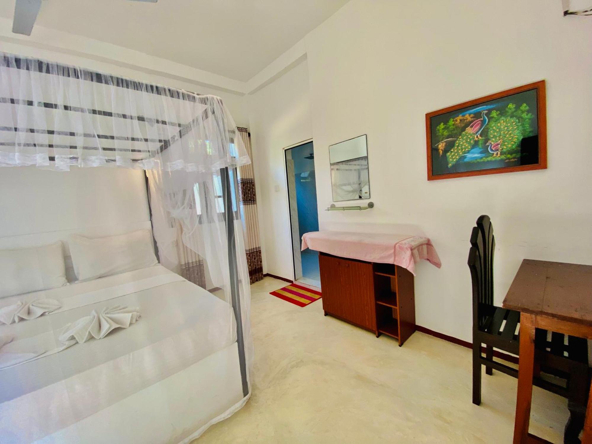Rekawa Turtle Gate Hotel Tangalle Oda fotoğraf
