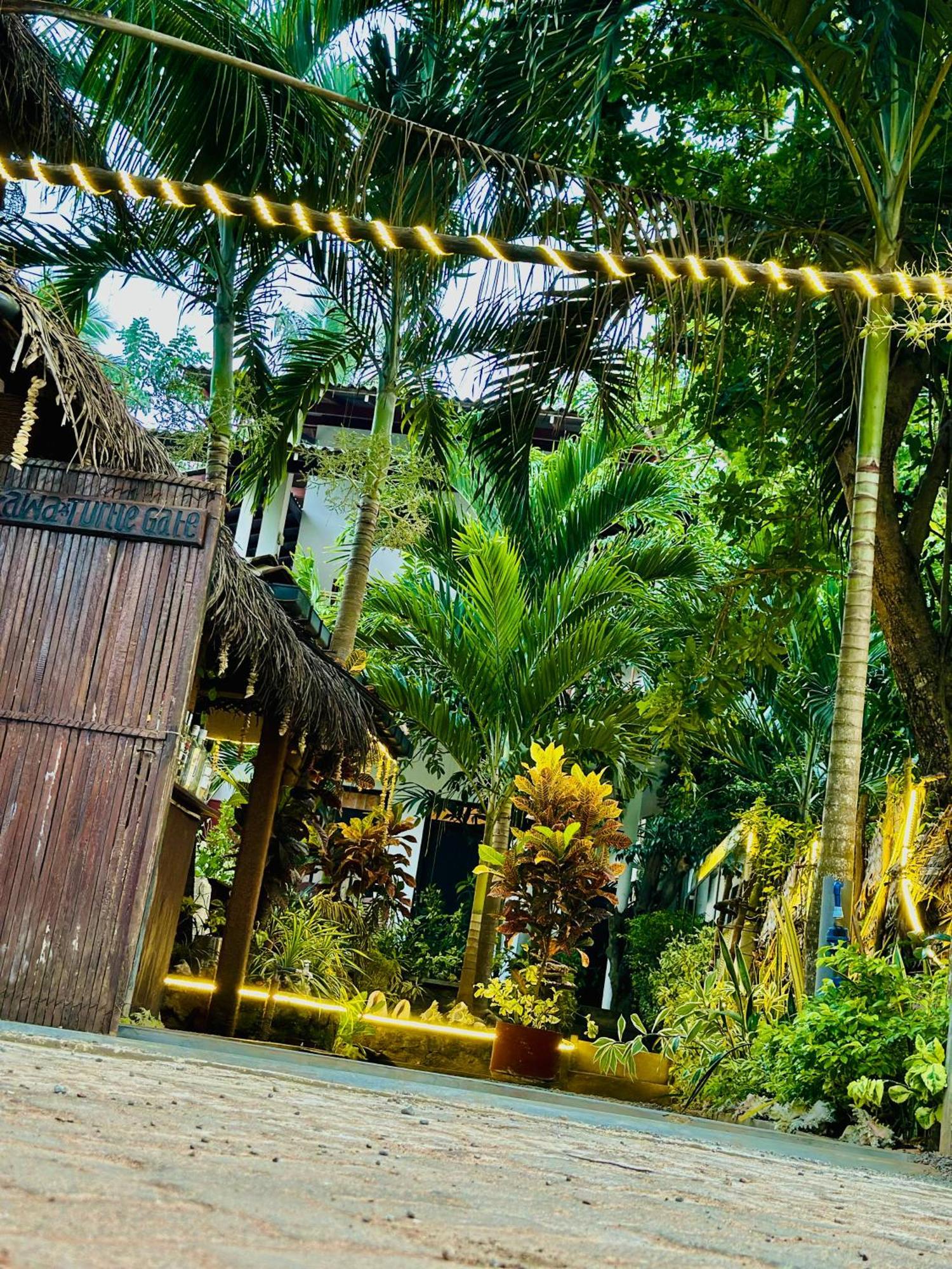 Rekawa Turtle Gate Hotel Tangalle Dış mekan fotoğraf